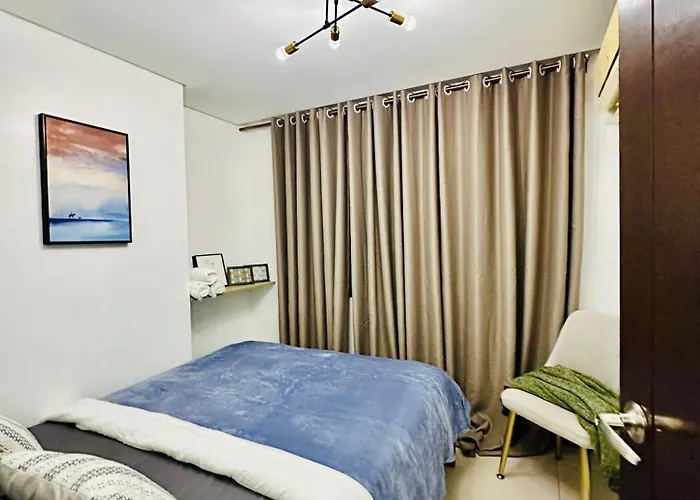 Apartment Comfy In Malate For 4 - Admiral Baysuites Manila