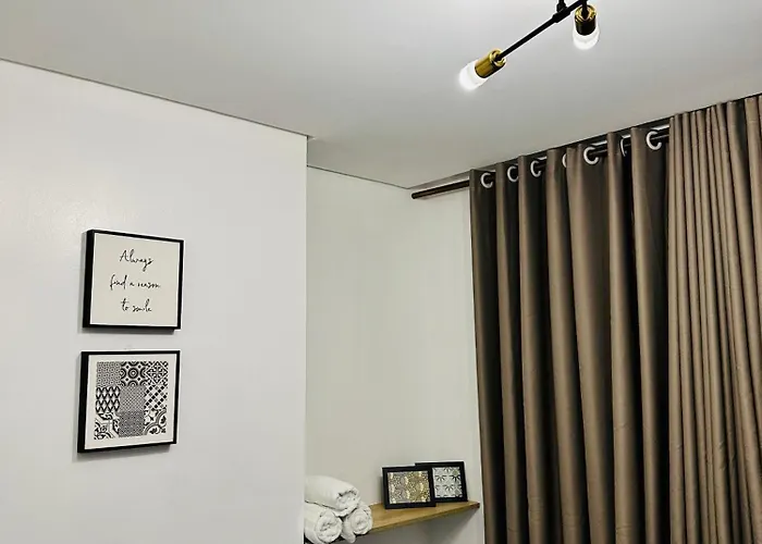 Comfy In Malate For 4 - Admiral Baysuites Apartment