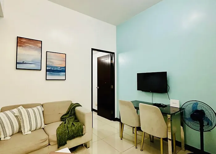 Comfy In Malate For 4 - Admiral Baysuites