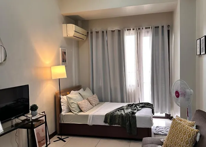 Apartment Comfy In Malate For 4 - Admiral Baysuites *